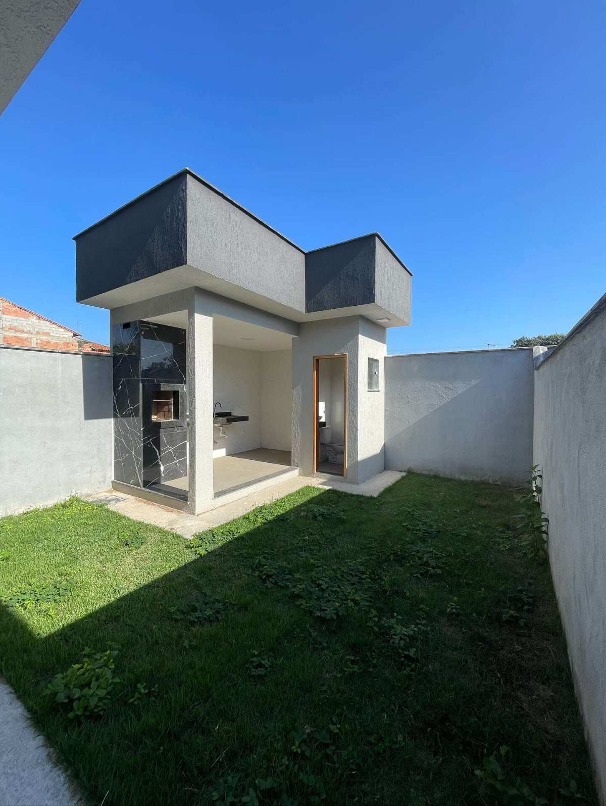  - Casa à venda, com 2 quartos